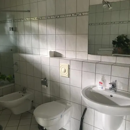 Nett アーデナウ